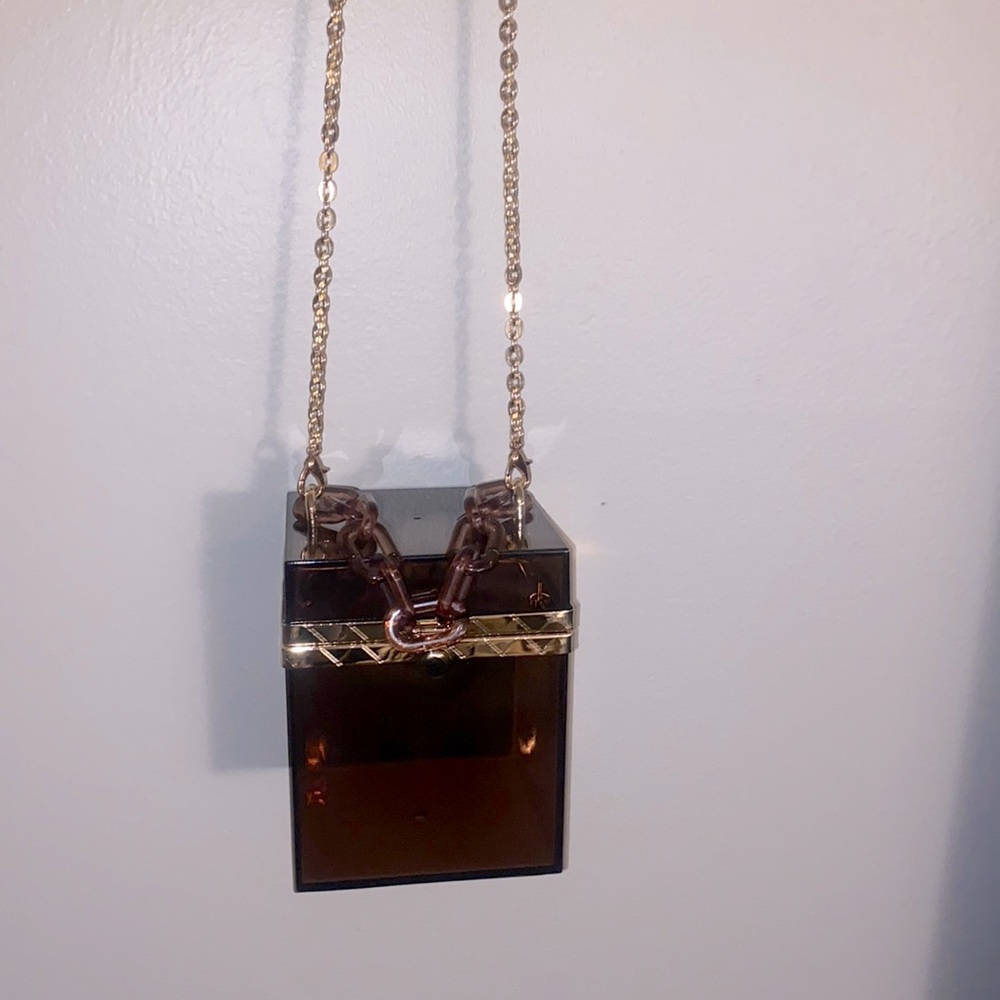 “Clear Cube” - Picture 3 of 3